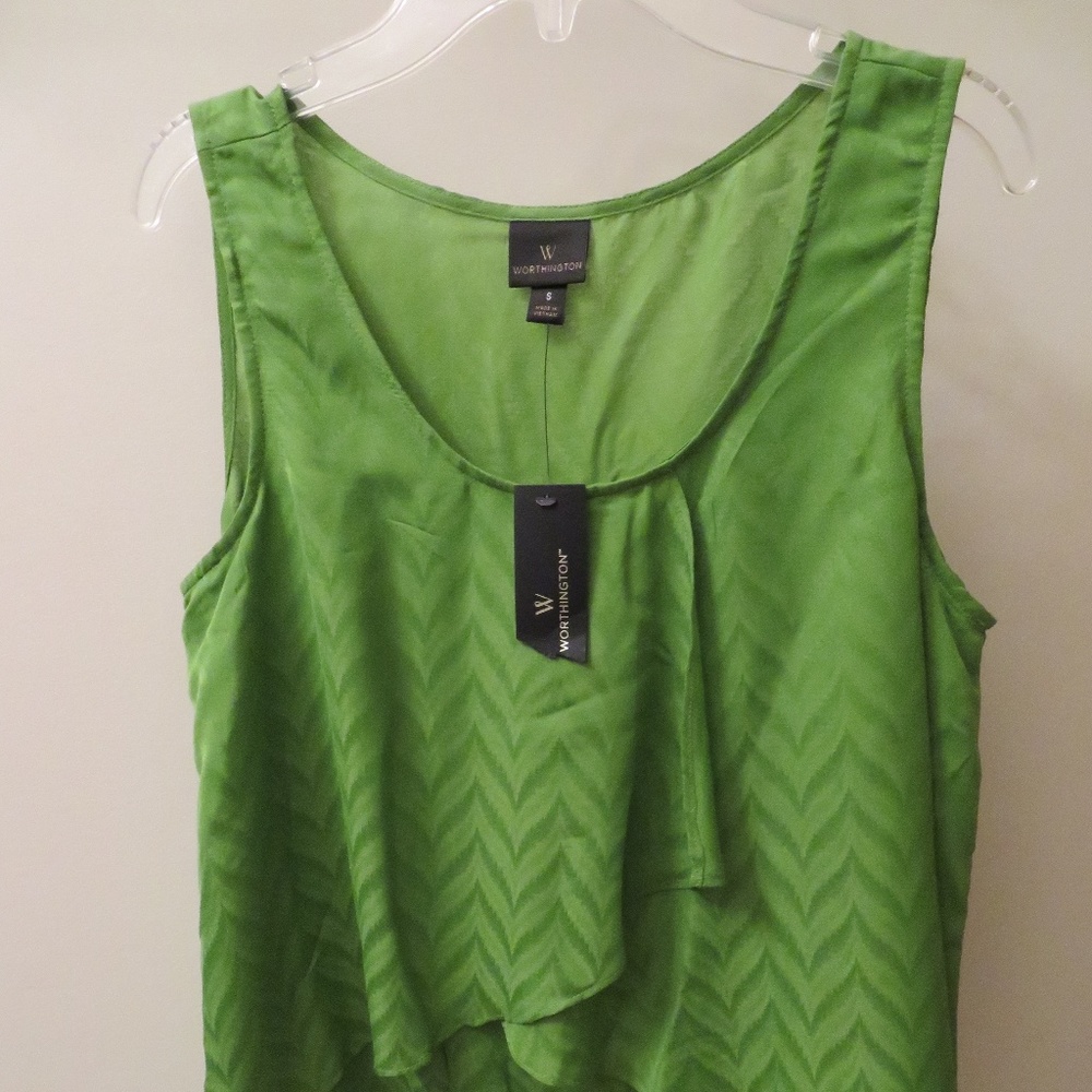 NWT Worthington Sleeveless Green Blouse